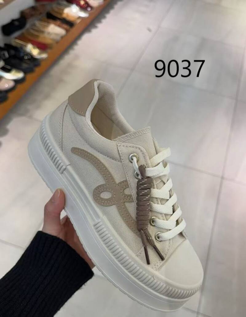 Buty sportowe damskie Roz 36-41 / 12 par